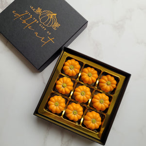 Praline Pumpkin Box