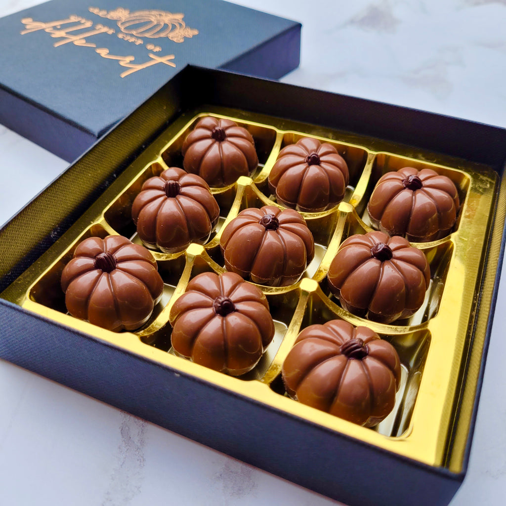 Milk Chocolate Caramel & Praline Pumpkins